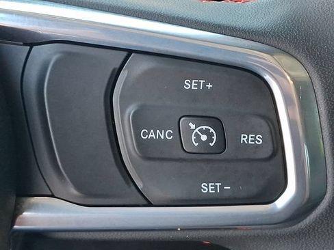 Used 2023 Jeep Gladiator Rubicon w/ LED Lighting Group AWD/4WD image 22