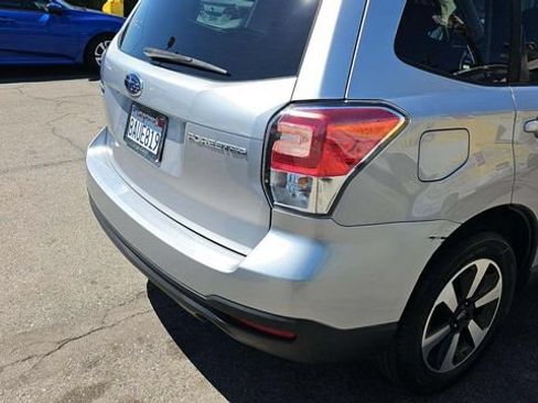Used 2018 Subaru Forester 2.5i Premium AWD/4WD image 12