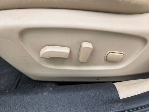 Used 2018 Nissan Rogue SL FWD image 14