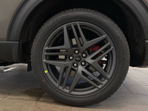 New 2026 Ford Explorer ST-Line w/ ST-Line Street Pack image 25