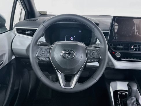 Used 2026 Toyota Corolla SE FWD image 18