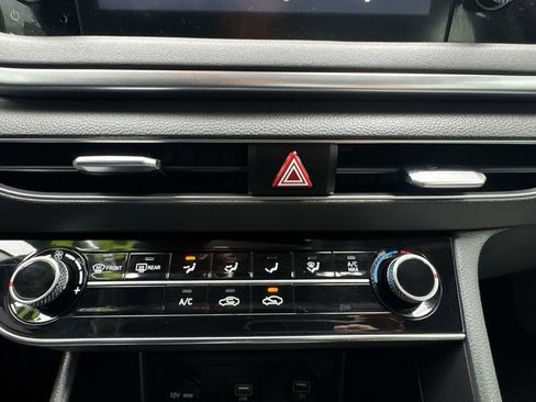 Used 2022 Hyundai Sonata SE image 16