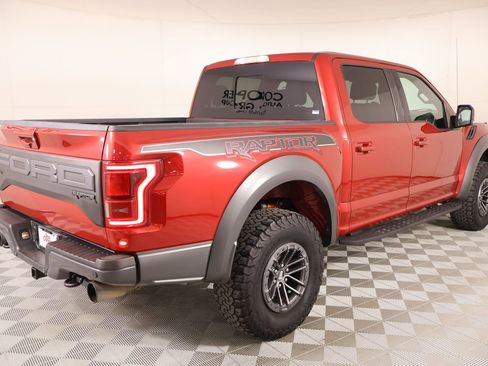 Used 2020 Ford F150 Raptor w/ Equipment Group 802A Luxury image 23