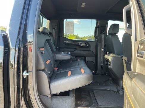 Used 2023 GMC Sierra 1500 AT4 w/ AT4 Premium Package AWD/4WD image 23