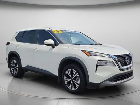 Used 2023 Nissan Rogue SV FWD image 8