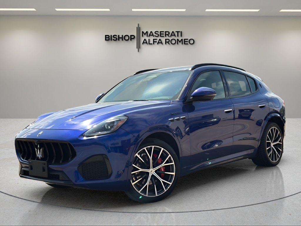 Used 2023 Maserati Grecale Modena AWD/4WD image 3