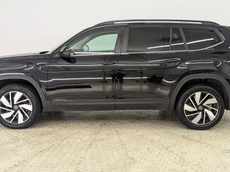 Used 2025 Volkswagen Atlas SE w/ Panoramic Sunroof Package video 2