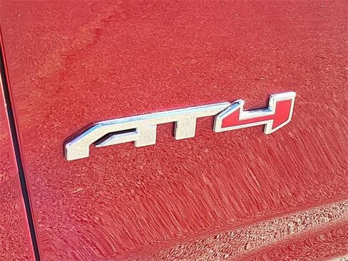 Used 2024 GMC Yukon XL AT4 image 30