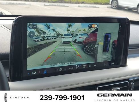 New 2025 Lincoln Aviator AWD w/ Equipment Group 101A image 25