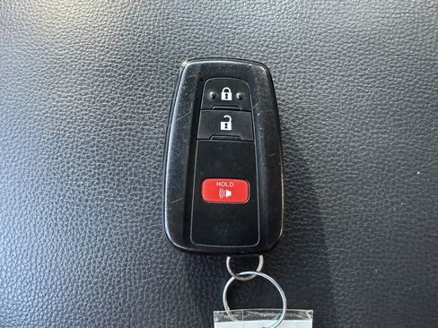 Certified 2023 Toyota RAV4 XLE AWD/4WD image 31