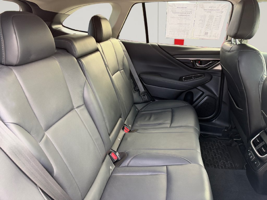 Certified 2022 Subaru Outback Limited AWD/4WD image 17