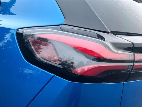 Used 2022 Chevrolet Bolt EUV LT image 32