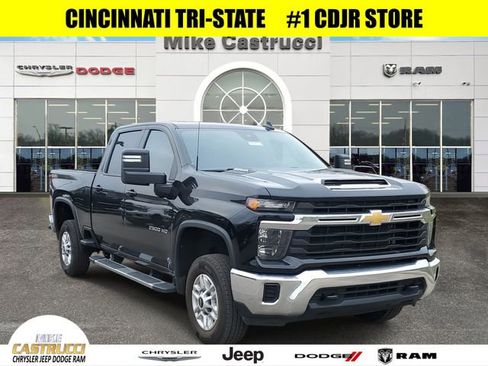 Used 2024 Chevrolet Silverado 2500 LT image 1