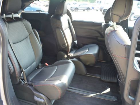 Used 2026 Toyota Sienna XSE AWD/4WD image 21