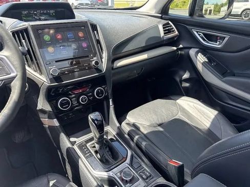 Used 2023 Subaru Forester Limited AWD/4WD image 12