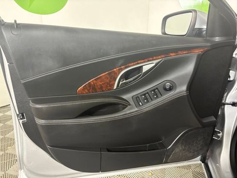 Used 2013 Buick LaCrosse Leather image 20