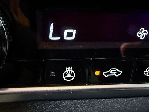 Certified 2023 Nissan Rogue SL w/ SL Premium Package image 26