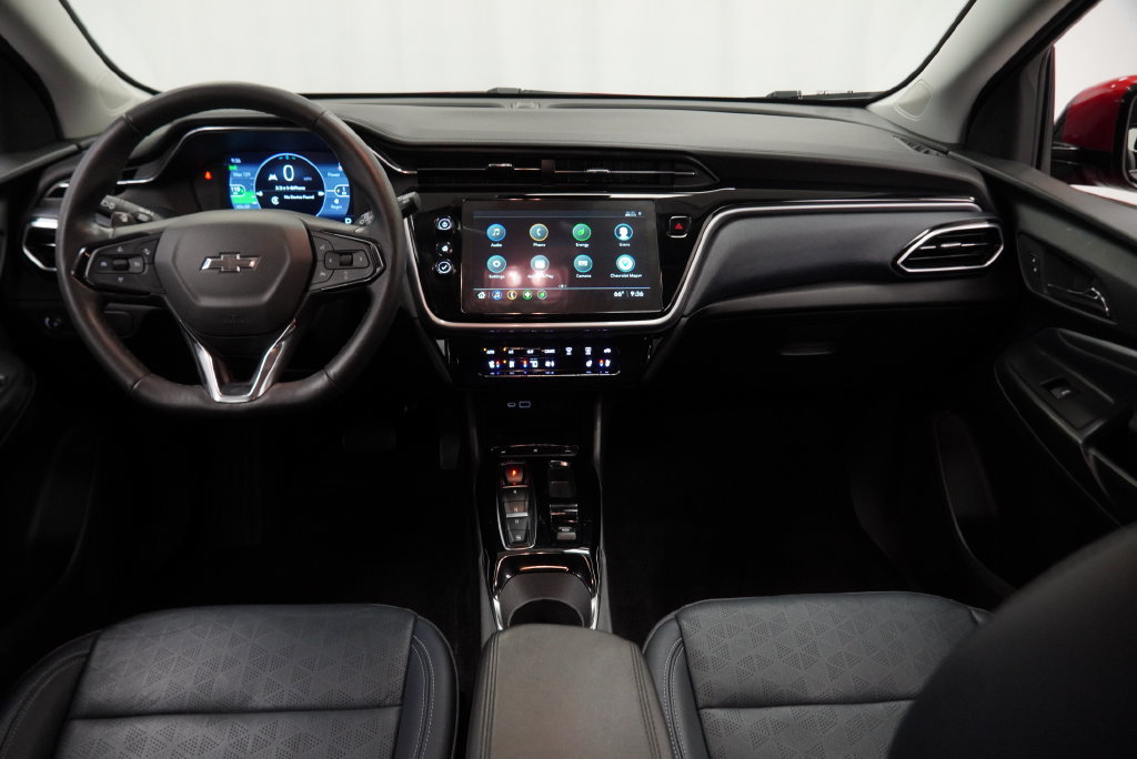 Used 2023 Chevrolet Bolt EUV Premier FWD image 21
