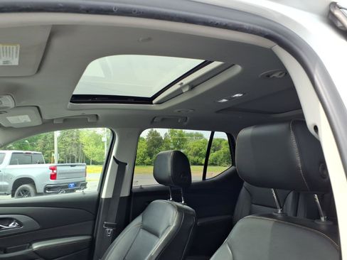Used 2019 Chevrolet Traverse Premier w/ Redline Edition AWD/4WD image 20
