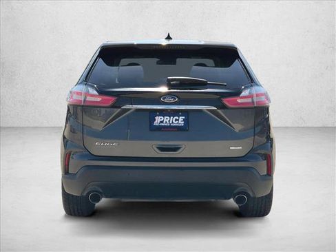 Used 2019 Ford Edge SE FWD image 7
