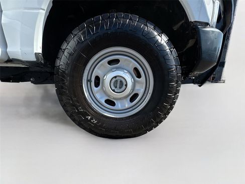 Used 2021 Ford F250 XL w/ Power Equipment Group AWD/4WD image 28