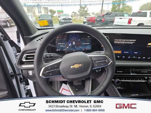 New 2026 Chevrolet Traverse LT w/ Driver Confidence Package image 16