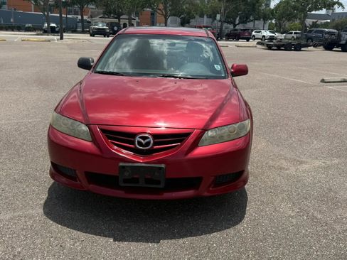 Used 2005 MAZDA MAZDA6 i Sport w/ Bose Audio & Moonroof Pkg FWD image 3