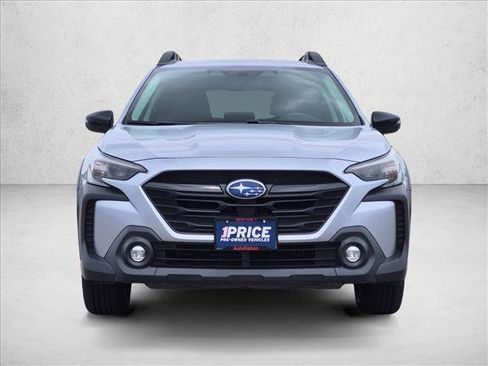 Used 2023 Subaru Outback Onyx Edition AWD/4WD image 2