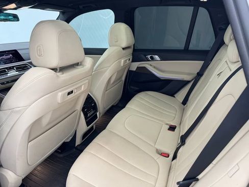 Used 2021 BMW X5 sDrive40i w/ Convenience Package RWD image 41