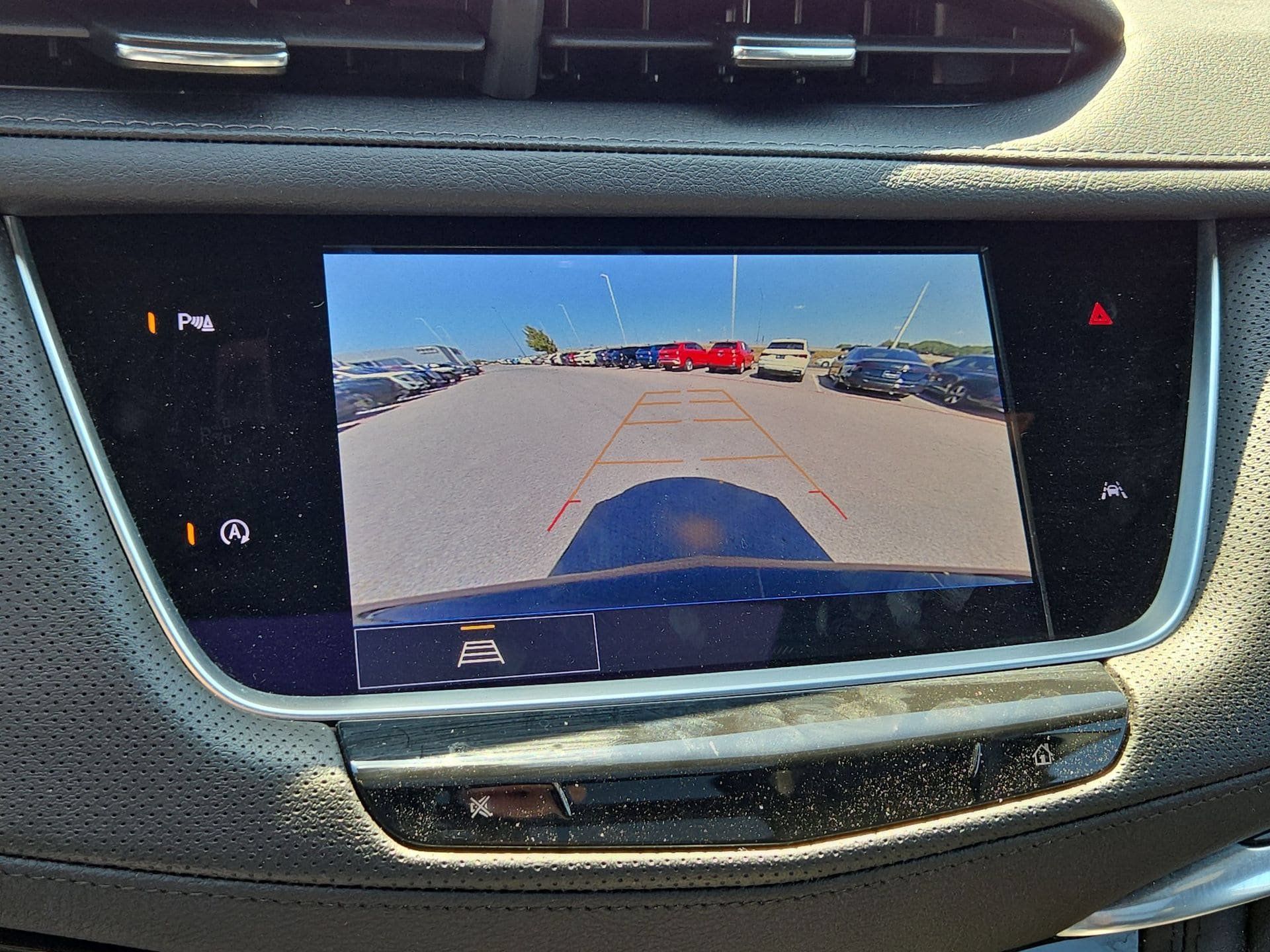 Used 2024 Cadillac XT6 Luxury AWD/4WD image 18
