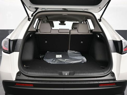 Certified 2026 Honda HR-V LX image 35