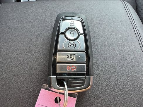 New 2026 Ford Explorer Platinum image 38