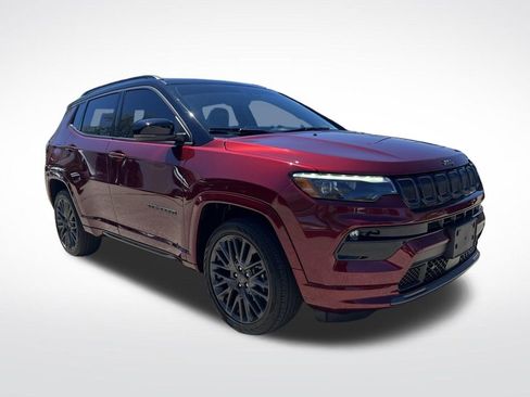 Used 2022 Jeep Compass High Altitude AWD/4WD image 3