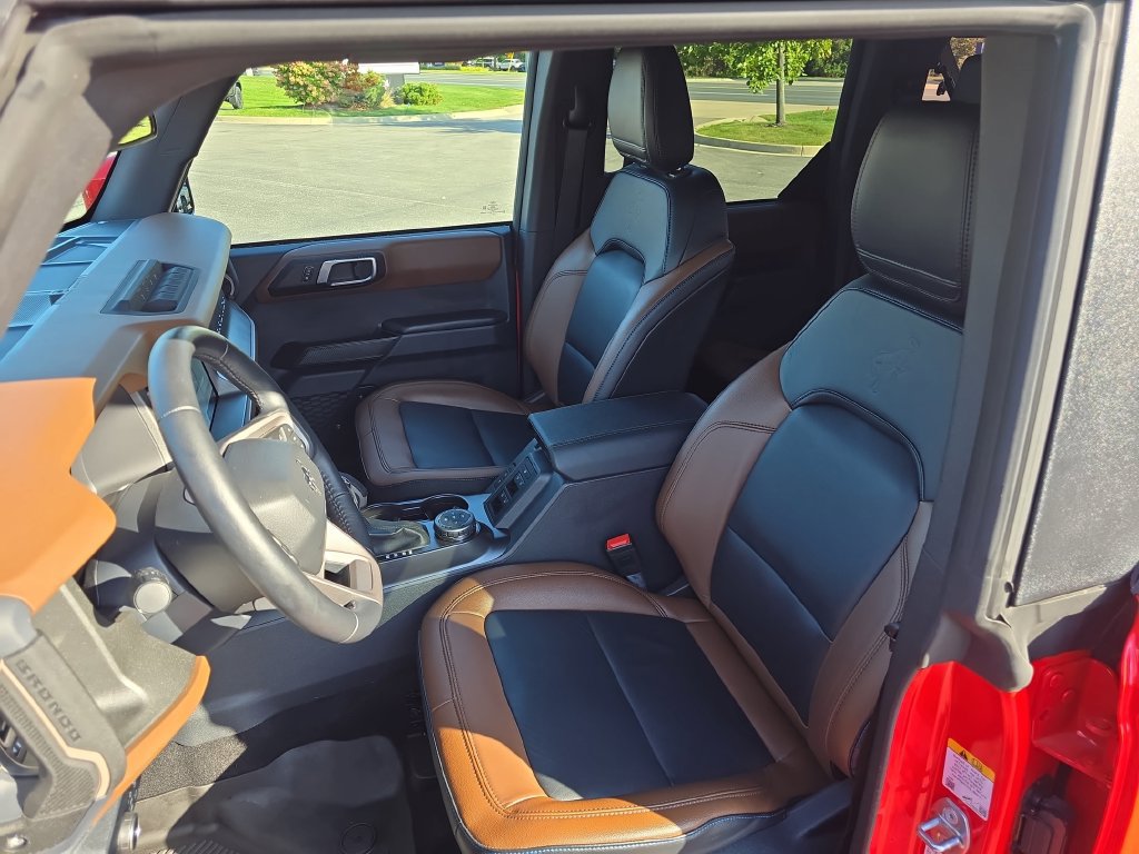 Used 2024 Ford Bronco Outer Banks w/ Sasquatch Package AWD/4WD image 17