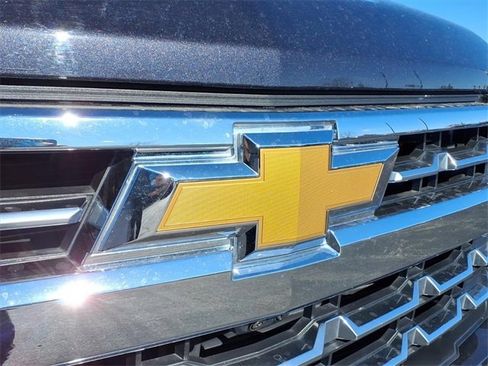 Used 2022 Chevrolet Silverado 1500 LTZ image 22