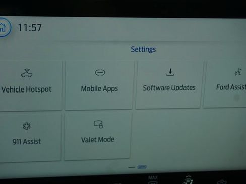 Certified 2025 Ford Maverick XLT w/ Equipment Group 302A AWD/4WD image 29