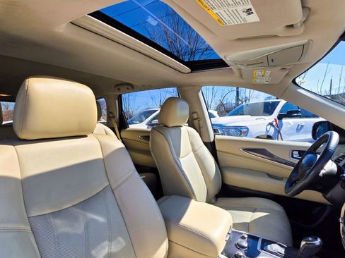 Used 2017 INFINITI QX60 AWD w/ Premium Plus Package image 39