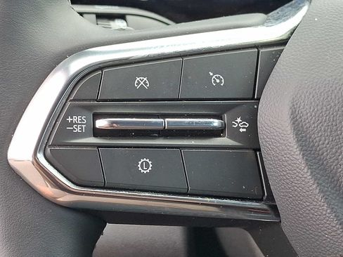 Used 2026 Chevrolet Equinox LT w/ Convenience Package II AWD/4WD image 22