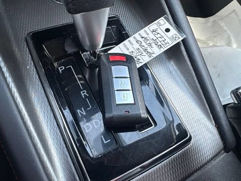 Used 2025 Mitsubishi Outlander Sport AWD image 14