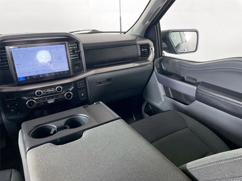 Used 2025 Ford F150 XLT w/ Equipment Group 301A Standard image 22