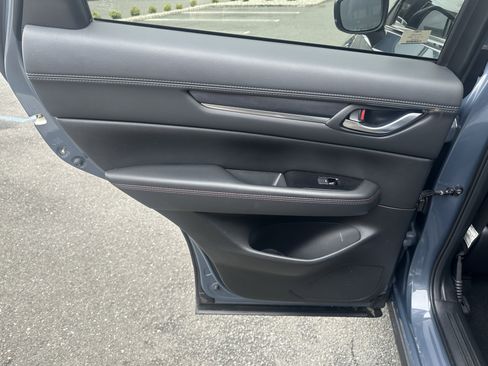 Certified 2023 MAZDA CX-5 Carbon Edition image 31