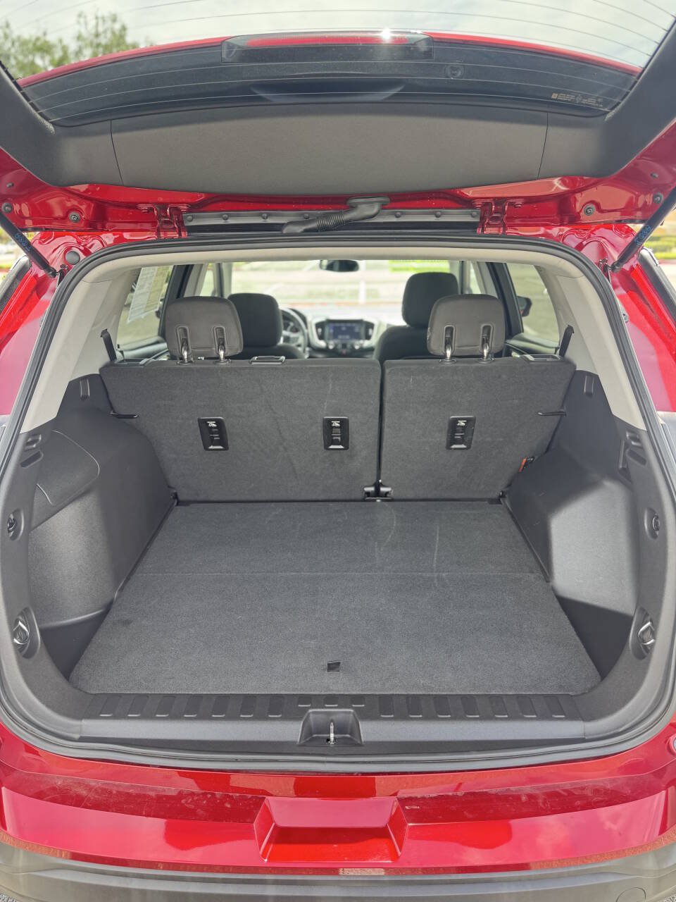 Used 2019 GMC Terrain SLE w/ Driver Convenience Package FWD image 13