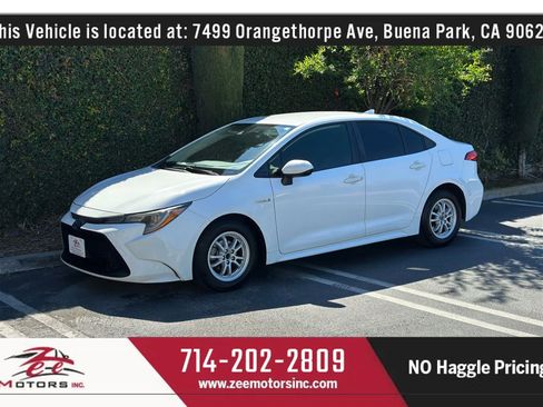 Used 2021 Toyota Corolla LE image 12