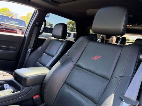 Certified 2022 Dodge Durango R/T w/ Blacktop Package AWD/4WD image 19
