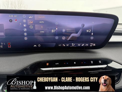 Used 2025 Buick Enclave Preferred image 29