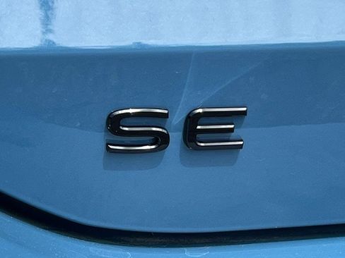 New 2026 Volkswagen Tiguan SE R-Line AWD/4WD image 10