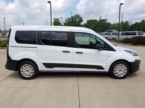 Used 2018 Ford Transit Connect XL FWD image 7