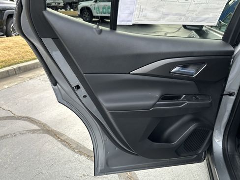 New 2026 Chevrolet Equinox EV LT image 23