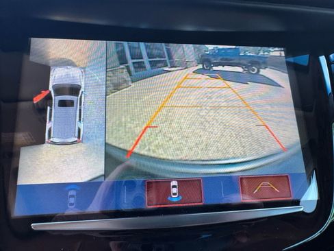 Used 2018 Cadillac Escalade Luxury image 23