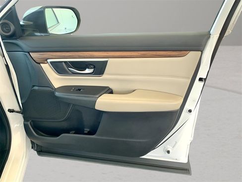 Used 2022 Honda CR-V Touring image 28